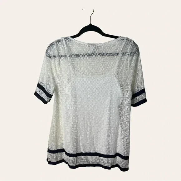 0414W. CHARTERS CLUB SHORT SLEEVE TOP SHEER BUT LINED SIZE MEDIUM - Picture 8 of 9